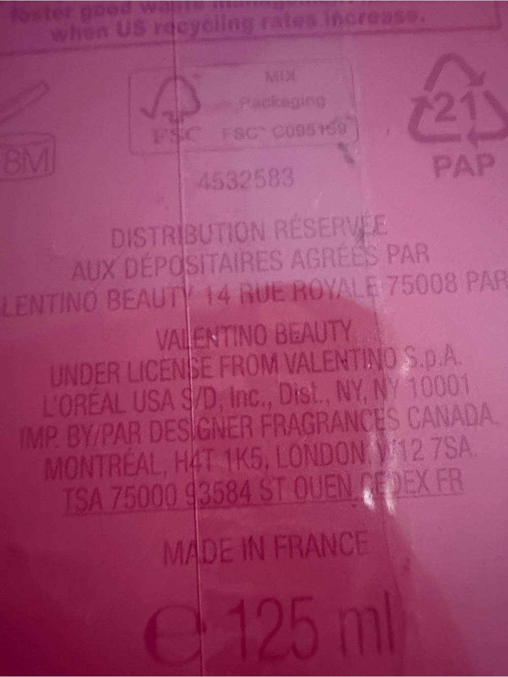 Valentino Born in Roma Perfumed Body Shimmer/moisturizer- 4.2 fl oz - Picture 6 of 6